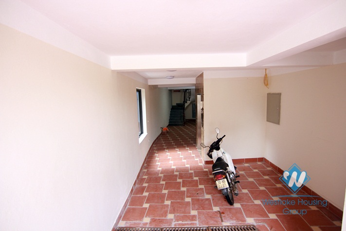 Newly office for rent in Tay Ho, Ha noi